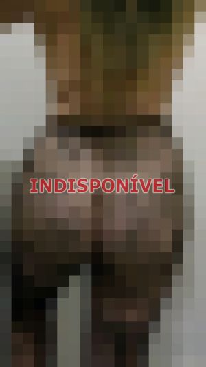 ela é uma gatinha de corpo estilo mignon, uma puta super doce e discreta, que vai beijar com paixão teu corpo todo. - contato erótico em Porto Alegre