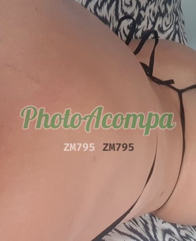 Vanessa, garota de programa na República (SP)