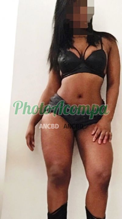Lanna, garota de programa no Rio de Janeiro