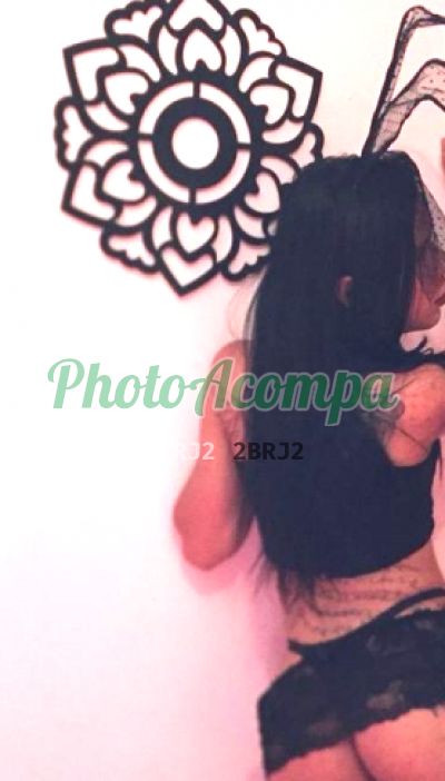 Mayara, travesti em Jacareí