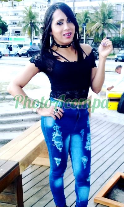 Sabrina Rios, travesti em Jacarepaguá (RJ)