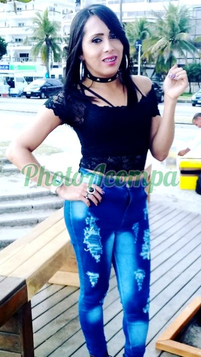 Sabrina Rios, travesti em Jacarepaguá (RJ)