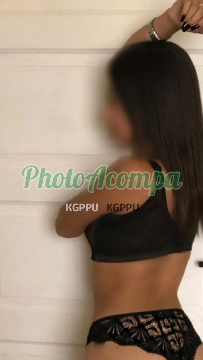Julia Ramos, escort em Curitiba