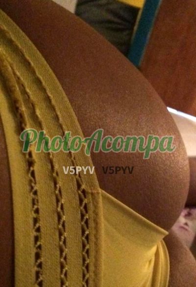 Lara, garota de programa em Manaus