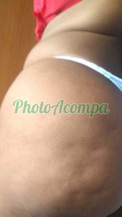 Lucinha, garota de programa em Duque de Caxias