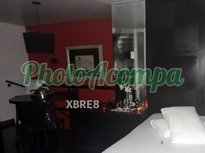 Suryah, escort em Curitiba