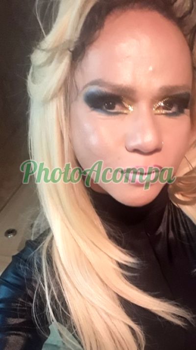 Lohanny Brandão, travesti no Centro (SP)