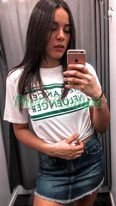 Cléo, garota de programa em Copacabana (RJ)