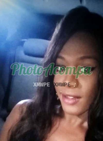 Isa sapequinha, travesti no Guarujá