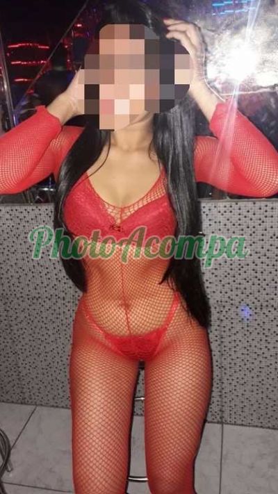 Stefani Lis, escort no Guarujá