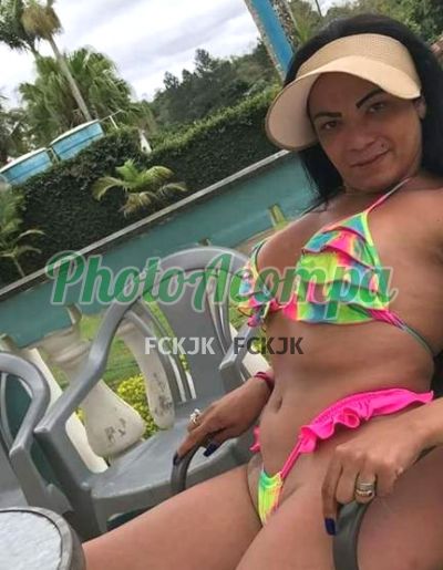 Natalia Felix, travesti em Poá