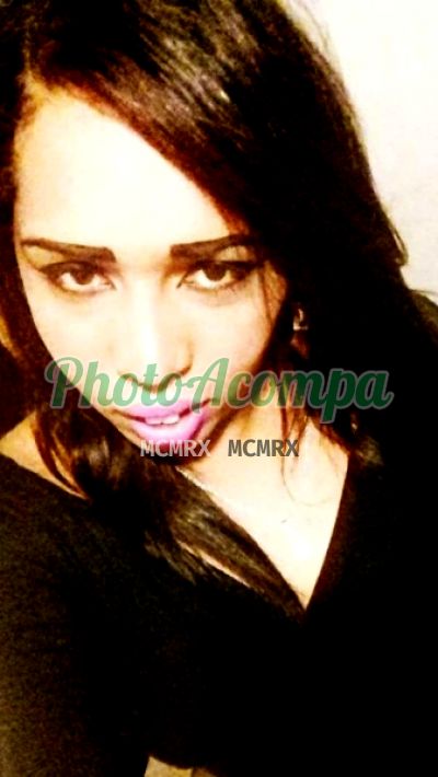 Laleska, travesti em São Vicente