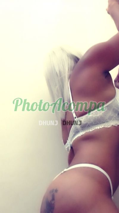 Day, garota de programa em São José dos Campos