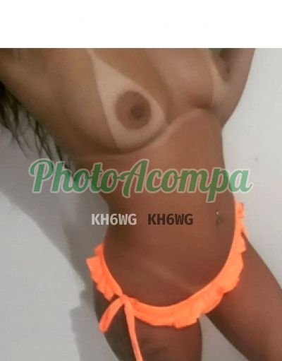 Fernanda Lacerda, escort em Santos