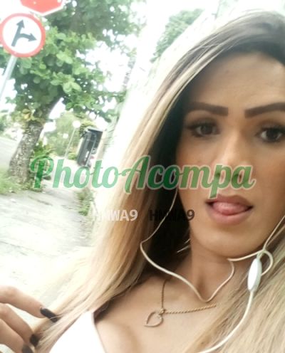 Nicolly, travesti no Centro (BH)