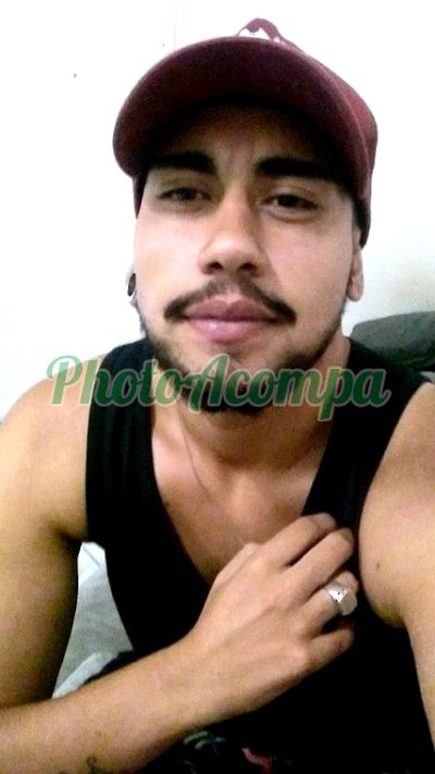 Guilherme Moura, transex em Copacabana (RJ)