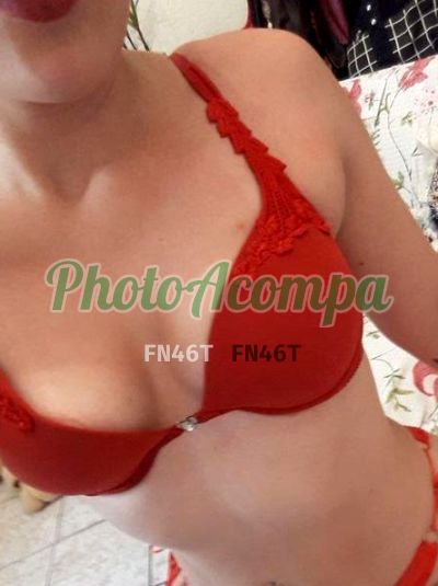 Clara, garota de programa em Nova Iguaçu