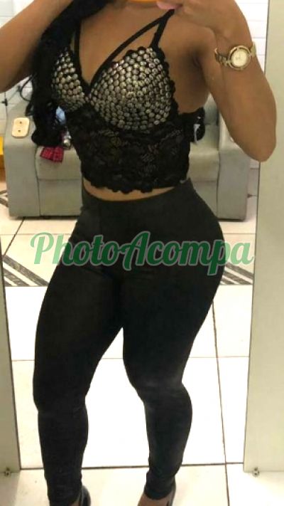 Bia, garota de programa em Belém