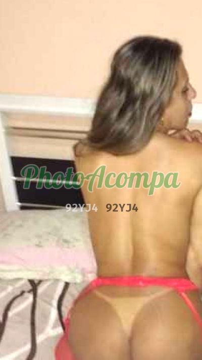 Débora, transex em Bela Vista (SP)