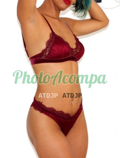 Melissa, garota de programa no Costa Azul (Salvador)