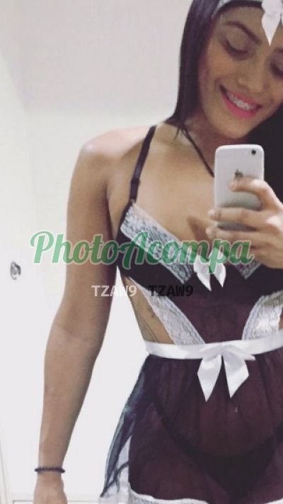 Letícia, acompanhante em Salvador