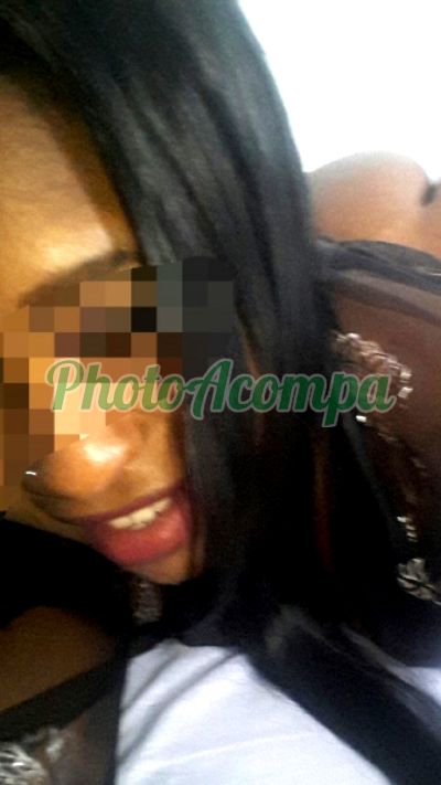 Carla, garota de programa em Niterói