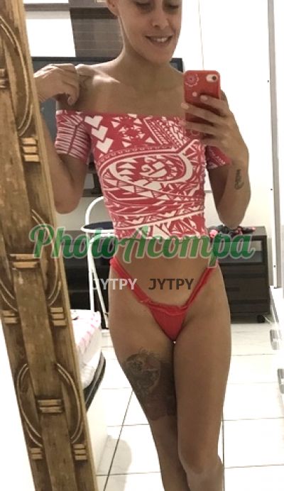 Gaby, acompanhante no Guarujá