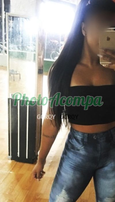 Karolyne, garota de programa no Recreio dos Bandeirantes (RJ)