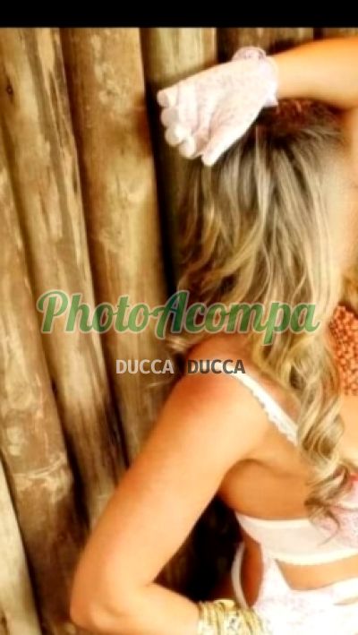 Babi, garota de programa no Guarujá