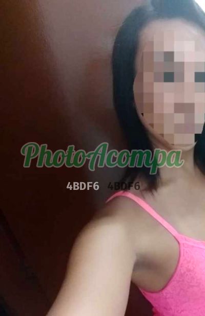Amanda, transex no Centro (RJ)