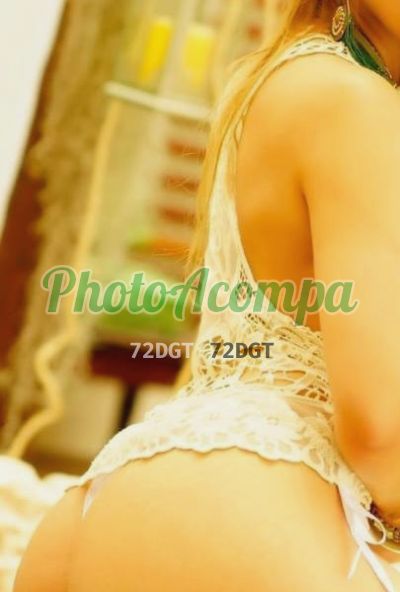 Baby, garota de programa em Armação (Salvador)