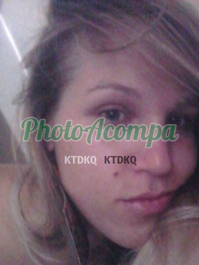 Sabrina, travesti em Jacarepaguá (RJ)