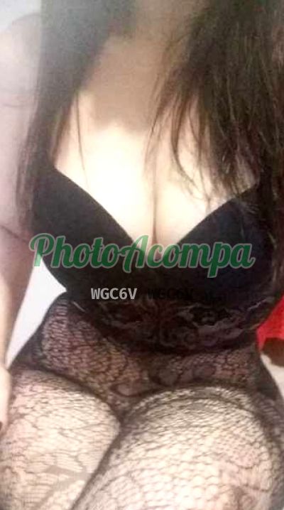 Acácia, escort em Curitiba