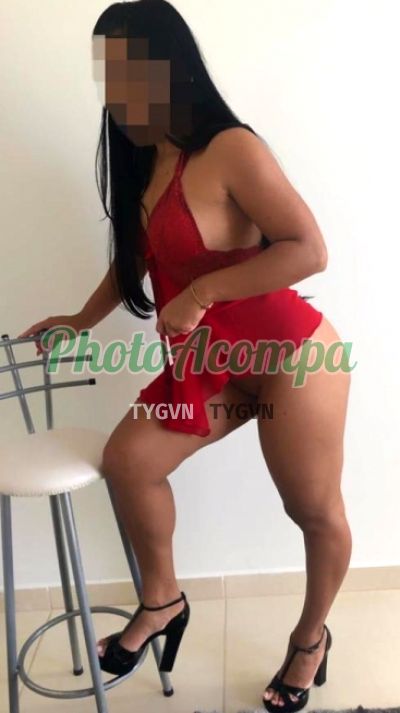 Bianca Soares, garota de programa em Uberlândia