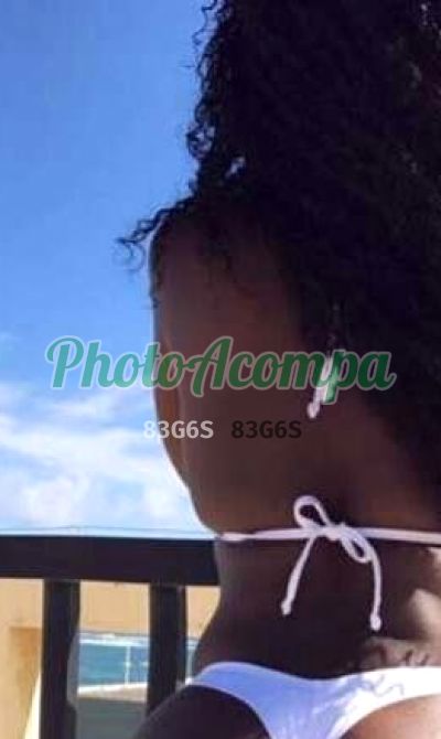 Mônica Mattos, escort em São Vicente