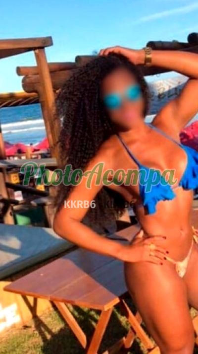 Paola, acompanhante no Recreio dos Bandeirantes (RJ)