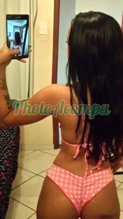 Júlia, escort em Vila Velha