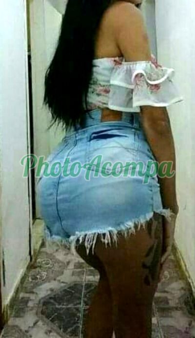 Jully, transex em Duque de Caxias