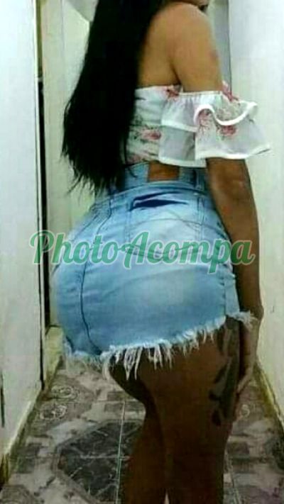 Jully, transex em Duque de Caxias