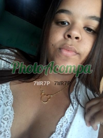 Vick, garota de programa em Recife