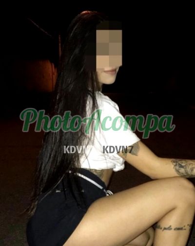 Lary, garota de programa no Recreio dos Bandeirantes (RJ)
