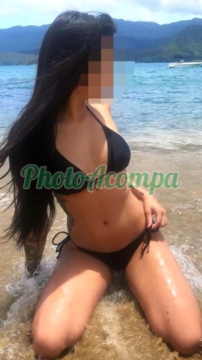 Lary, garota de programa no Recreio dos Bandeirantes (RJ)