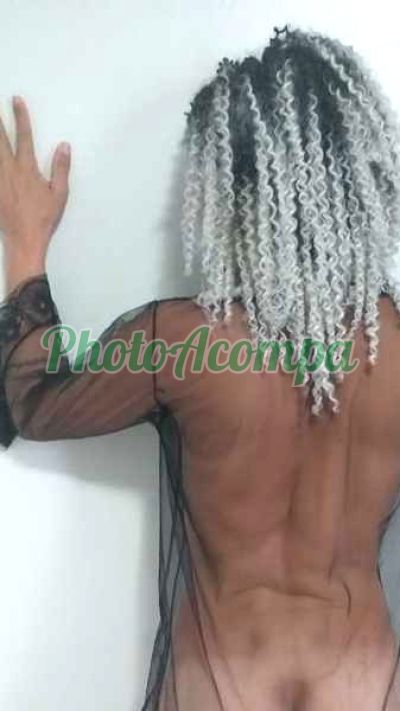 Lua, travesti em Boa Viagem (Recife)