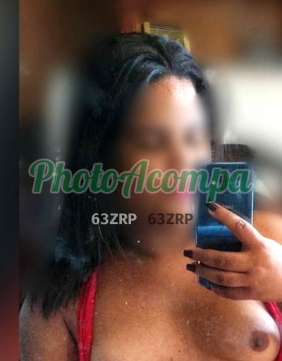 Júlia, acompanhante em Manaus