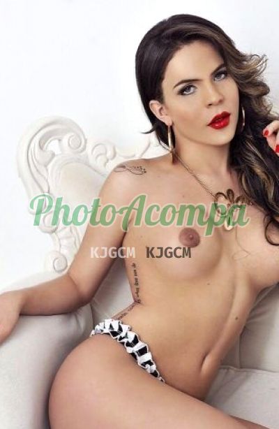 Gabi, transex em Santana (SP)