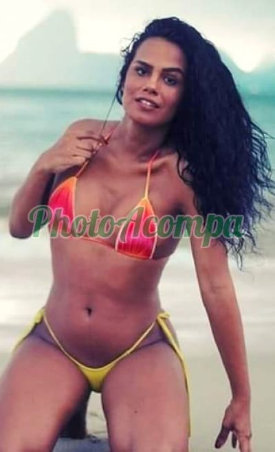 Nathaly, travesti em Niterói
