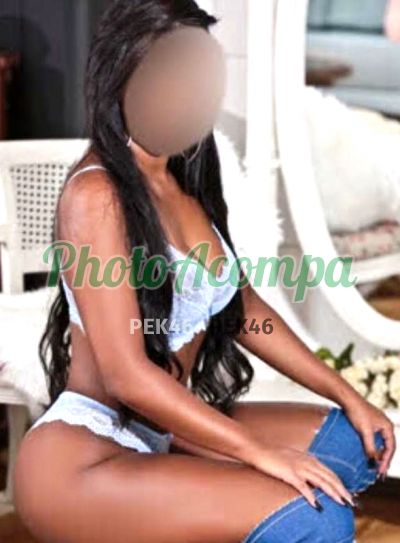 Rubí, escort em Cascavel