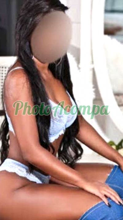 Rubí, escort em Cascavel