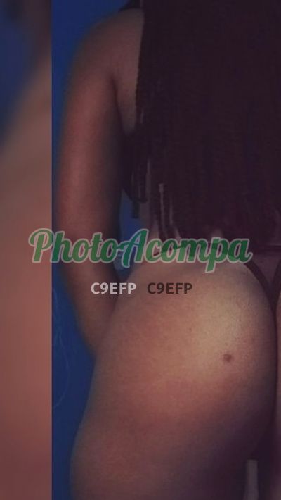 Mariana, garota de programa em Armação (Salvador)