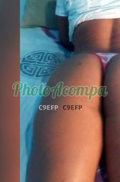 Mariana, escort em Armação (Salvador)